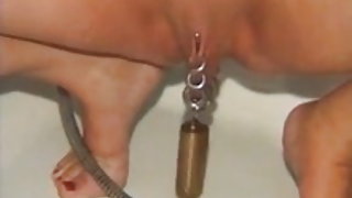 Tétons percés enceinte seins tube et la chatte mature esclave bdsm, deux sœurs vidéos de sexe