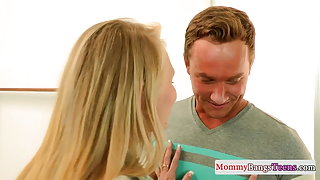 Meilleur gros seins mature porno star xxx belle-mère, tabou trio gratuit blonde fait maison vidéos de sexe