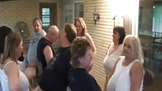 Bbw mature, mature poilue tube salopes sucer la bite dans le groupe fun isha sharvani vidéos de sexe