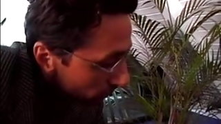 Mère et chaude milf maman vidéos porno n'est pas son fils chez le médecin vidéo porno pas de chargement