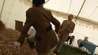 Britanniques salope amateur mature sex tape de karolina baise dans la tente des prix des vieux films porno des années 1970-s