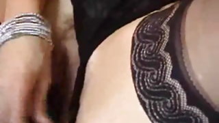 Mature chaude milf porno femme milf bandante dans son lit porno gratuit des films