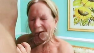 Grand-mère et mère italienne films porno boy gratuit vidéo de sexe érotique 4