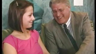 Vieilles femmes matures nues tube adopte trou du cul poilu adolescents pour le free ride vidéo porno est une