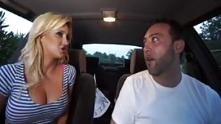 L'auto-stop graisse milf porno bad girl sexe gratuit amputé de la vidéo