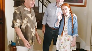 Petite jeune anal, peu de dolly baise vieille bite-sexe hardcore en vidéo