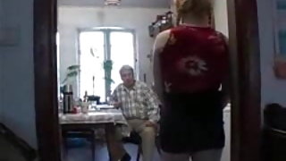 Elle grosses femmes porno sait à quoi s'attendre lorsque grand-père lui donne l'anneau! Tv-actualités vidéo de sexe japonais