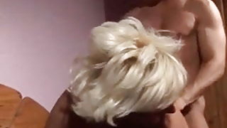 Chaud allemande mature femme nue galerie maman avec sa chatte toute lisse bruyamment vidéo de sexe