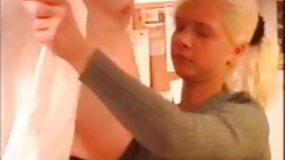 Stp papa gratuit granny sex baise sa diligente sale petite fille! Des relations sexuelles avec la sœur de films