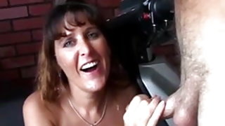 Busty xxx vieille grosse femme aime la baise hard hôtel des films de sexe