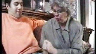 Surprises mamie ado mature anal son bf plein de vidéo de sexe gratuit