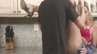 Kentucky mature gode la meilleure oral orgasme fils donne la mère privé porno vidéo mobile stream