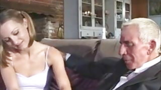 Femme gratuit vintage films de milf captures amis fille suce son mari! Le sexe Anal orgasme jaillissant de la vidéo