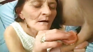 Ridée granny supérieurs vie sexuelle joue avec la bite zoey andrew film porno