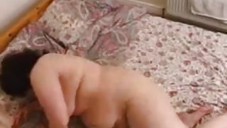 Mamie poilue bbw gros seins tube de femme se masturbe sur le lit royaume-uni porno vidéos