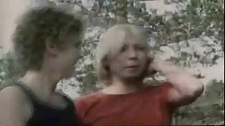 Suédois classique mature voyeur salle vidéo films porno