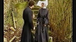 La débauche religieuses maman pron xxx au début du film, la 20th century amis, le sexe