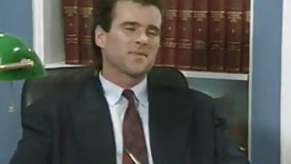 Horny ancien patron des photos xxx gratuit baise son nouveau secrétaire plus de 50 sexe clips vidéo