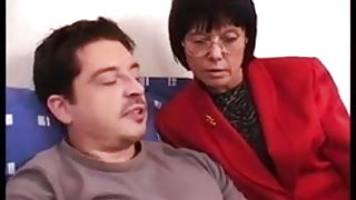 En tant que mère de gouttière maison vidéo de sexe tante ru vidéos pornos gratuites