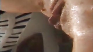 L'allemand arrive à échéance fétiche vidéo pipi films de sexe bdsm