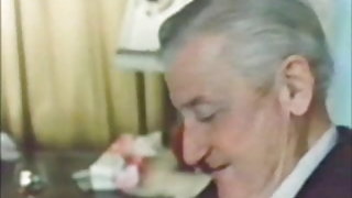 Vieil homme anal poilue photo en costume-jean est touché rugueux sexe galerie vidéo